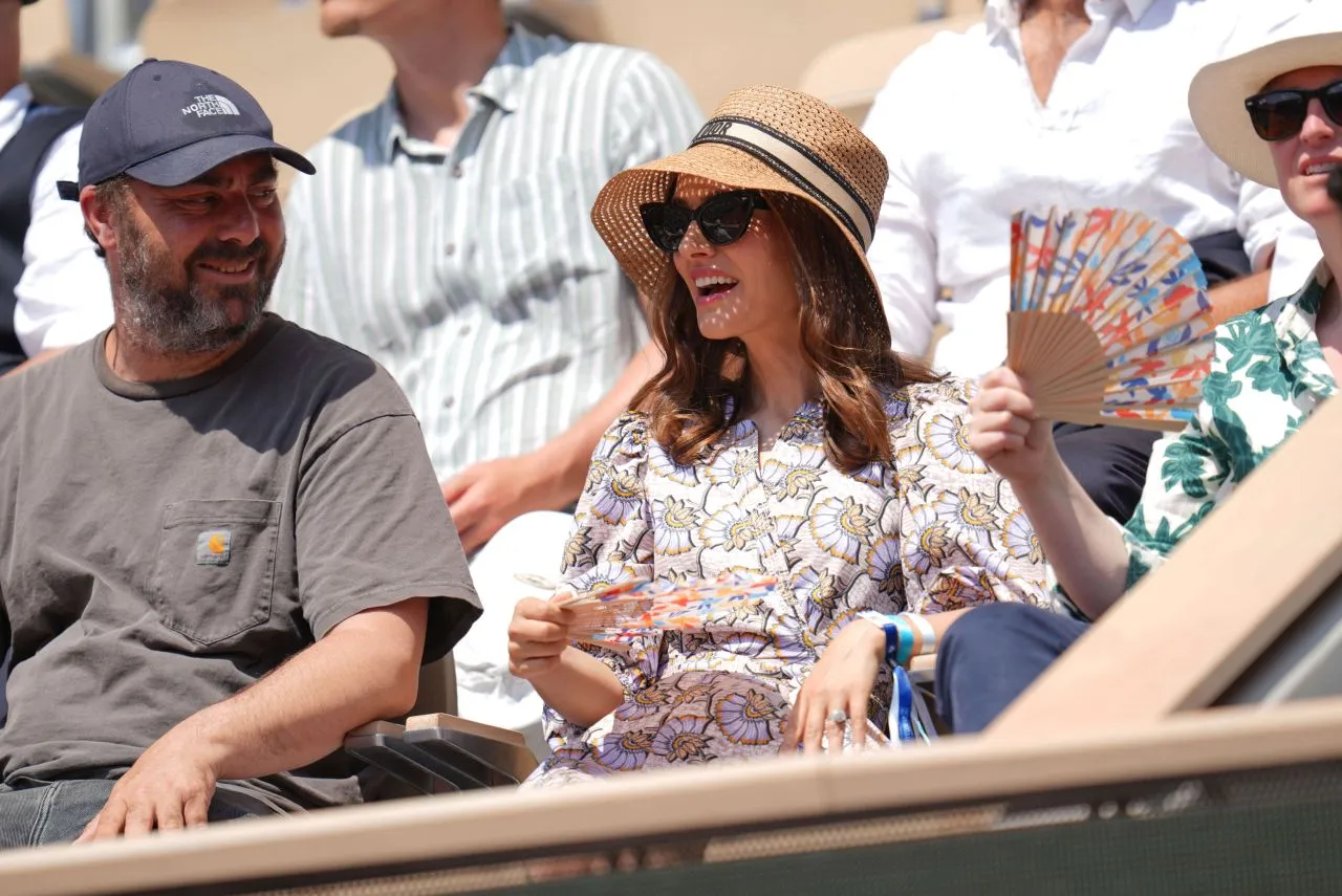 NATALIE PORTMAN AT FRENCH OPEN AT ROLAND GARROS IN PARIS11